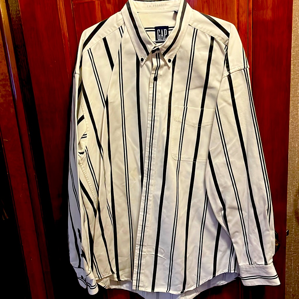 90’s Gap Blue & White Striped Cotton Shirt. Mens Size Xl. Excellent Condition.
